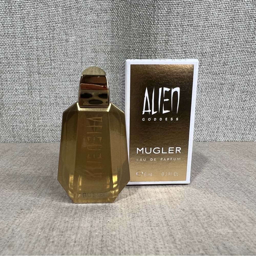 🎁2 for $30🎁 Last one‼️ Mugler Alien Goddess mini - Picture 2 of 6